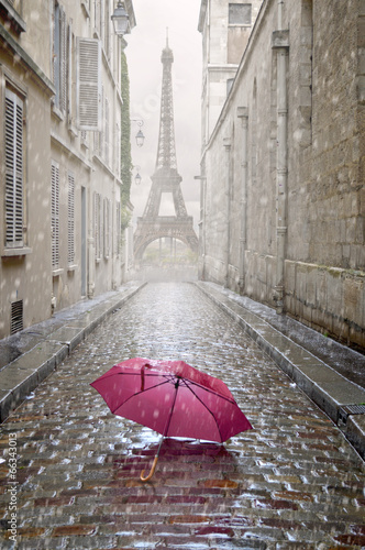 Naklejka - mata magnetyczna na lodówkę Różowa parasolka na romantycznej alejce w deszczowy dzień