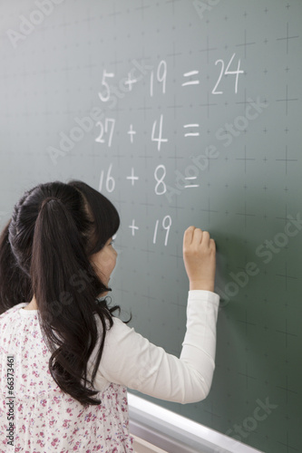 黒板に答えを書く小学生 Buy This Stock Photo And Explore Similar Images At Adobe Stock Adobe Stock 黒板に答えを書く小学生 Buy This Stock Photo And Explore Similar Images At Adobe Stock Adobe Stock