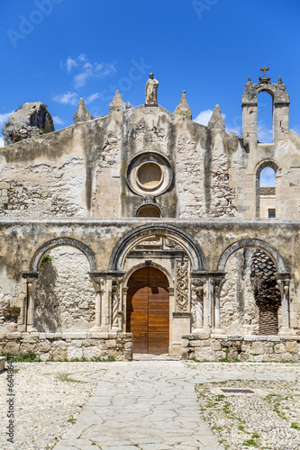 Fotoboard na płycie St marziano kościół w Syracuse, sicily, Włochy