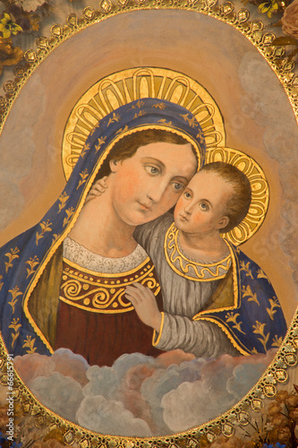 Obraz na płótnie canvas Mechelen - madonna z ul. 