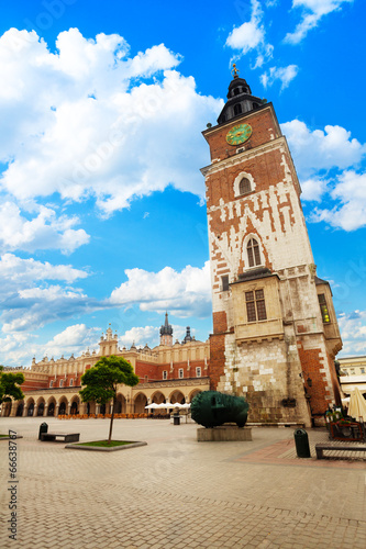 Board z aluminiowym obramowaniem View of town hall tower on rynek glowny in krakow