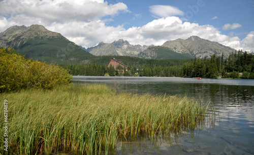 Board z aluminiowym obramowaniem Wysokie tatry, jezioro Strbske, Słowacja, Europa