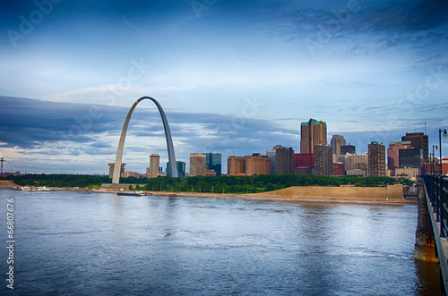 early morning Cityscape of St. Louis skyline in Missouri state Billede på lærred