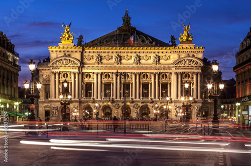 Mata magnetyczna opéra Garnier, Paris