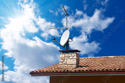 Fotografie, Tablou Satellite Dish and Antenna TV on Blue Sky