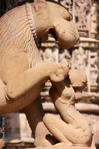 Tapeta ścienna Statua w świątyni Khajuraho