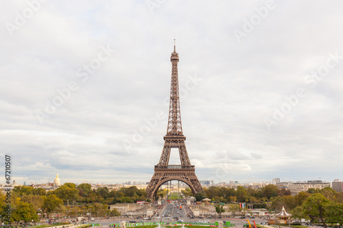 Plakat na papierze fotorealistycznym Tour Eiffel w Paryżu