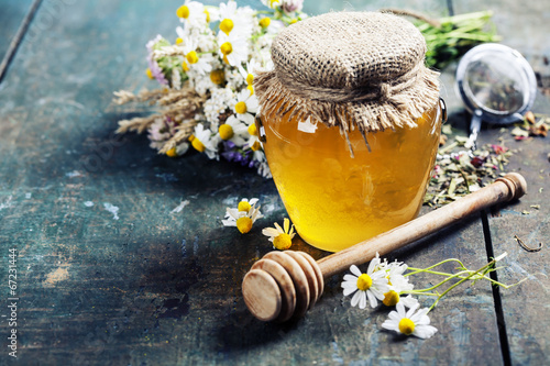Fototapeta na wymiar Honey and Herbal tea