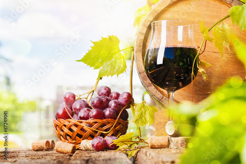 Board z aluminiowym obramowaniem Czerwone wino i winogrona