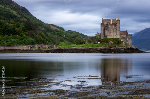 Obraz na płótnie canvas trzyczęściowy "tryptyk" Eilean donan castle scotland