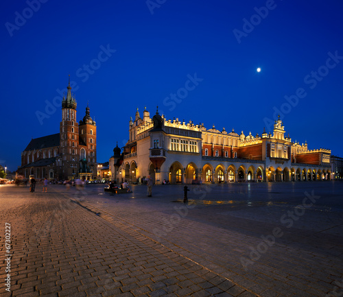 Tapeta ścienna Nocny widok na rynek w krakowie, polska