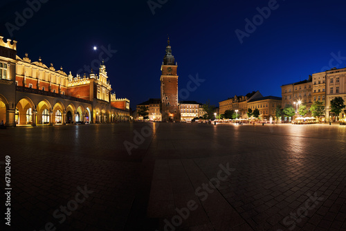 Tapeta ścienna Nocny widok na rynek w krakowie, polska
