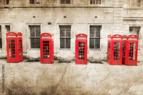 Naklejka - mata magnetyczna na lodówkę nostalgisch texturiertes Bild roter Telefonzellen in London