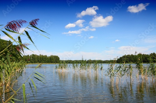 Board z aluminiowym obramowaniem Mazury pojezierza w Polsce