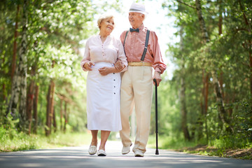 Poster - Seniors in the park