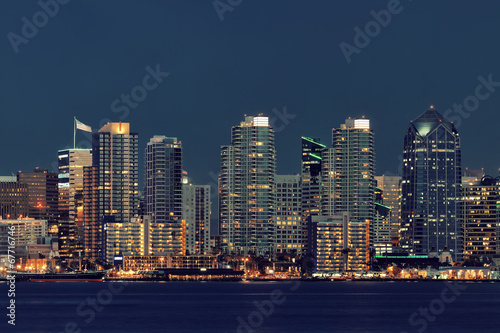 Board z aluminiowym obramowaniem Panoramę centrum San Diego