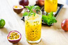 Passion Fruit With Lychee Mojito