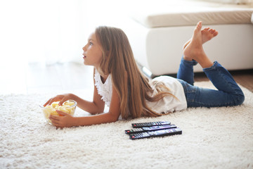 Wall Mural - Child watching tv