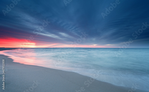 Cuadros en Lienzo Beautiful sunset over Baltic sea
