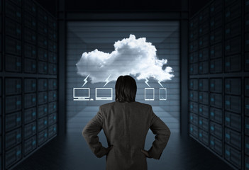 Businessman working with a Cloud Computing diagram on the new co