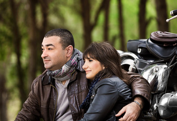 Fototapete - Happy bikers resting