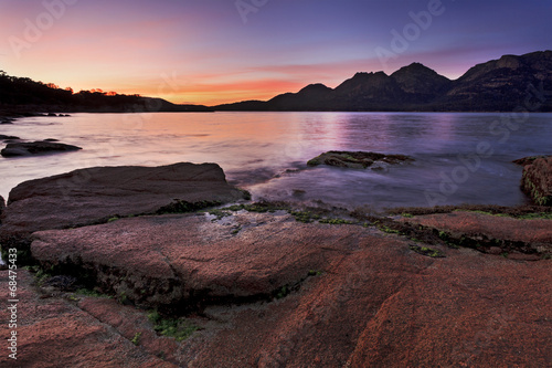 Plakat na papierze fotorealistycznym Tasmania coles bay 02 wzrost