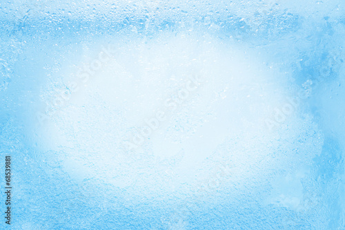 Fotomural Vidrio cubierta de hielo durante las fuertes heladas en invierno