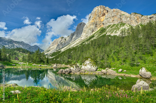 Tapeta ścienna Jeziora triglav w julijskich apls w lecie