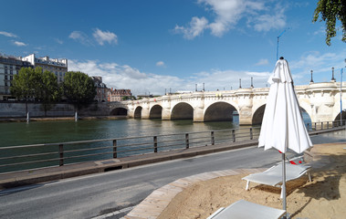 Sticker - pont neuf et Paris plage