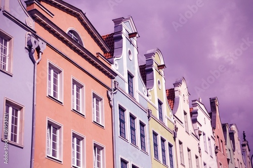 Board z aluminiowym obramowaniem Architektura gdańska - krzyżyk przetworzony odcień koloru