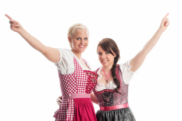 2 bayrische Mädchen im Dirndl