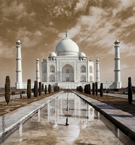 Obraz na płótnie canvas czteroczęściowy "tetraptyk" Taj mahal w agra, uttar pradesh, indie