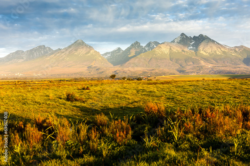 Obraz na płótnie canvas Okolice Łomnicy, Tatry Wysokie, Tatry Wysokie