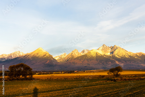 Obraz na płótnie canvas Okolice Łomnicy, Tatry Wysokie, Tatry Wysokie