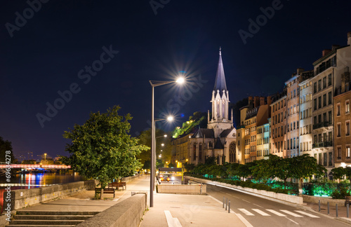 Plakat na papierze fotorealistycznym Lyon nocą, Francja