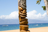 Fototapeta Na drzwi - Wood totem, Honululu,Hawaii