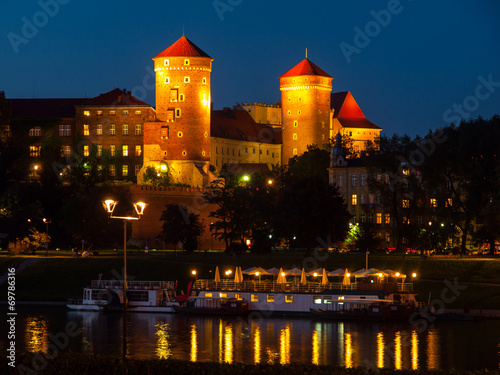 Naklejka samoprzylepna Zamek wawel nocą