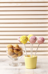 Canvas Print - Cake pops