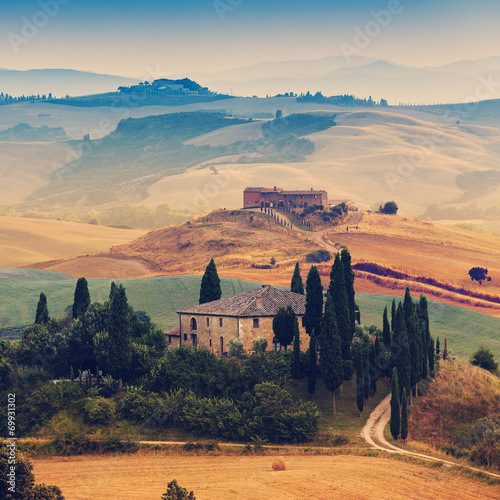Obraz na płótnie canvas trzyczęściowy "tryptyk" Toskania, włochy - san quirico d'orcia