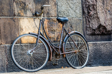 Wall Mural - Classic vintage retro city bicycle in Copenhagen, Denmark