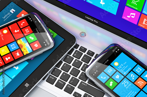 Fotografía Mobile devices with touchscreen interface