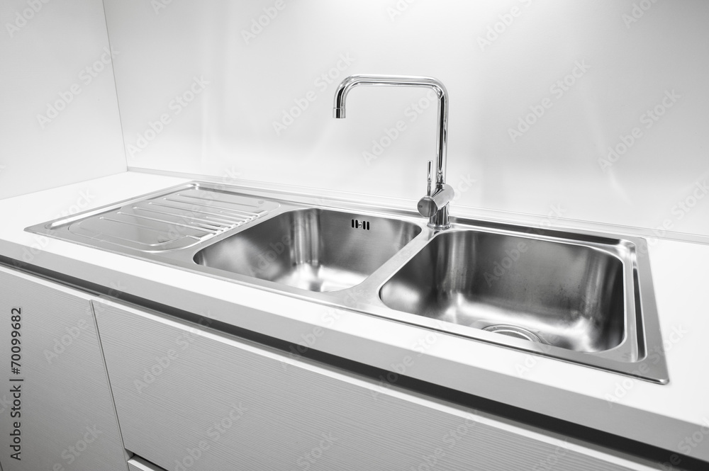 Double bowl stainless steel kitchen sink - obrazy, fototapety, plakaty 