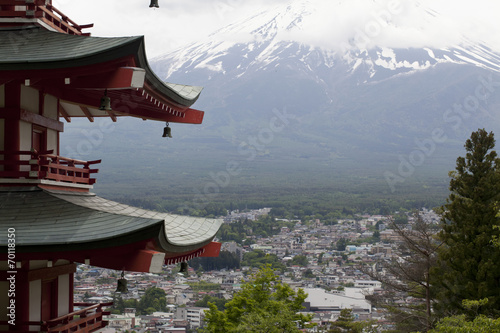 Tapeta ścienna Góra fuji oglądane zza chureito pagoda, japonia.