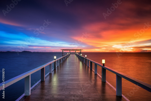 Fototapeta do kuchni Wooded bridge