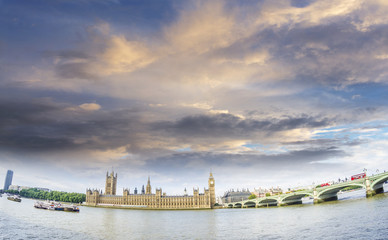 Wall Mural - Westminsyer palace and bridge with beautiful sky