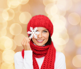 Canvas Print - smiling young woman in winter clothes