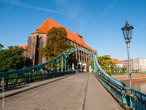 Naklejka na drzwi Tumski bridge in Wroclaw