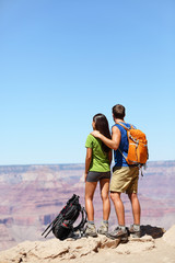 Wall Mural - Hikers in Grand Canyon - Hiking couple