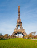 Fototapeta Paryż - View of the Eiffel tower in Paris.