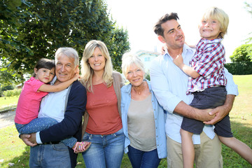 3-generation-family enjoying time together